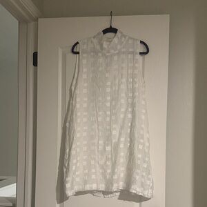Buru Sleeveless White Mini Shift Dress with Check-Textured Fabric
